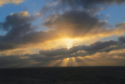 Rays Of A Sunset by Unbekannt Unbekannt